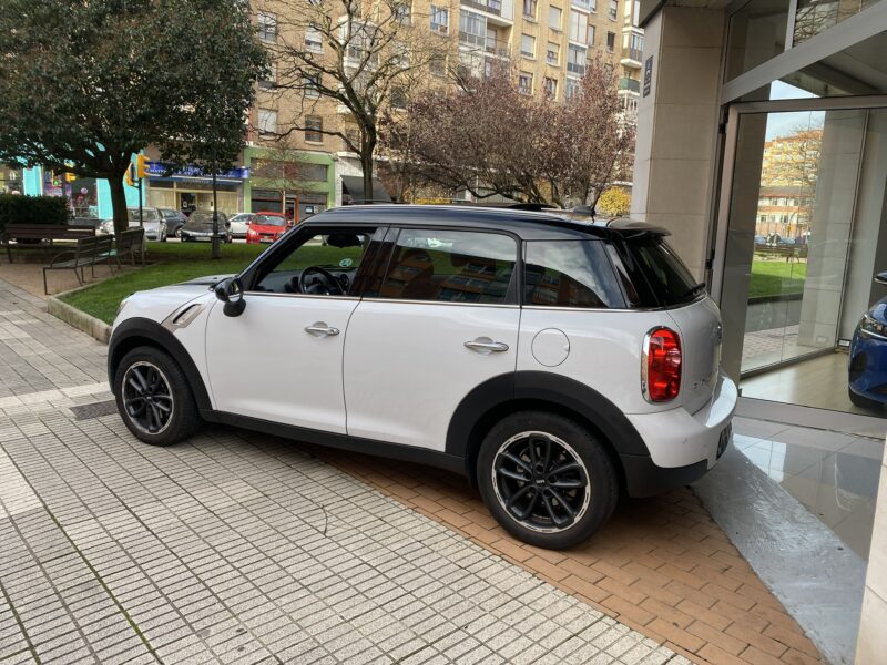 MINI COUNTRYMAN COOPER D