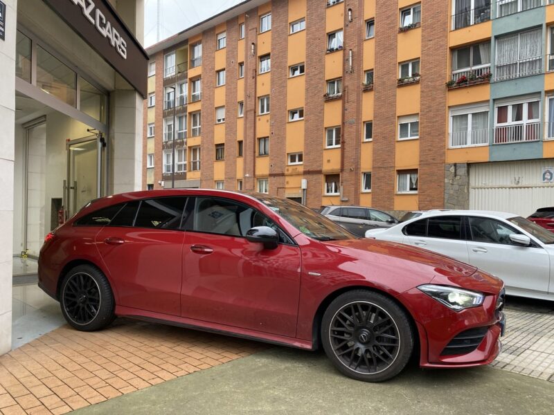 MERCEDES-BENZ CLA 200D SHOOTING BRAKE