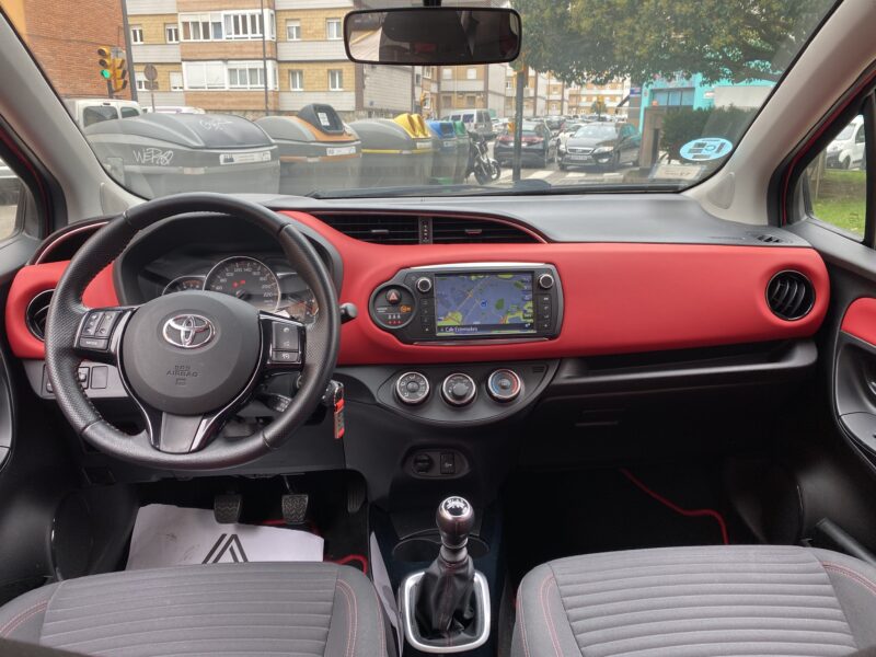 TOYOTA YARIS 1.3 STAR STOP CANARIAS
