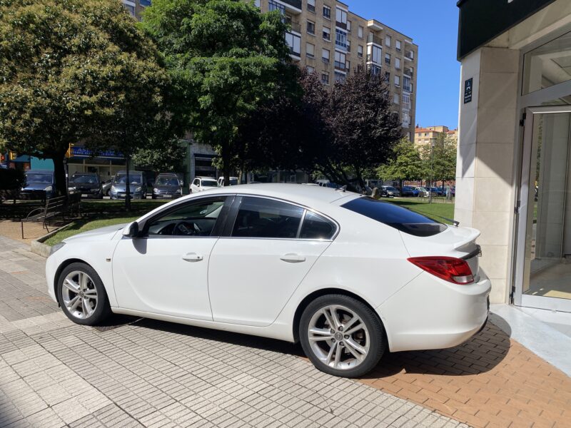OPEL INSIGNIA SPORT 2.0 CDTI